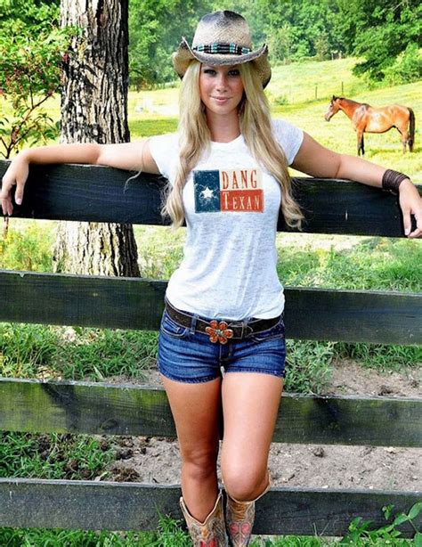 Pin On Cowgirls And Country Girls Oh My