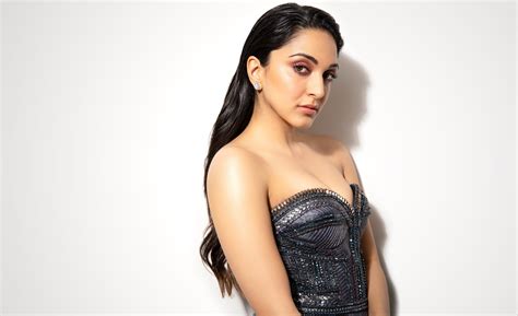 Kiara Advani Wallpaper 4k Indian Actress Bollywood Actress Daftsex Hd