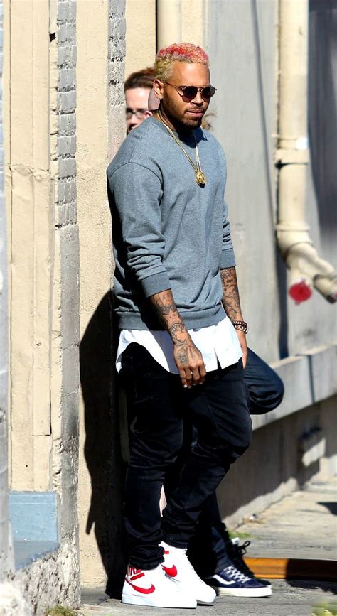 Pin By Krystle Mia Rodriguez On Chris Brown Chris Brown Outfits