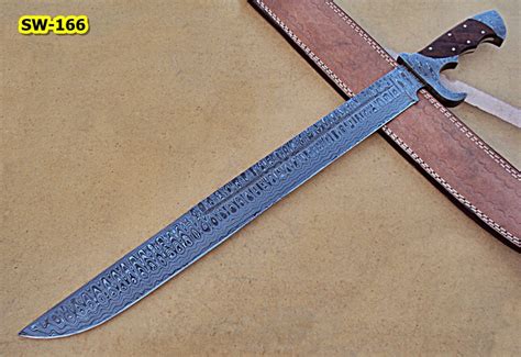 Sw 04 Full Tang Handmade Damascus Steel Full Tang Sword Great Piece