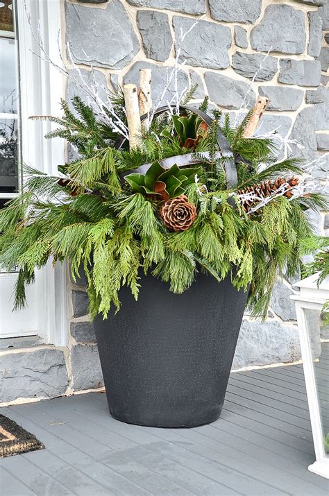 How To Decorate An Outdoor Christmas Planter Stonegable
