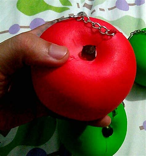 Gambar buah buahan untuk belajar anak. Gambar Buah Apel Merah - Gambar Buah Buahan