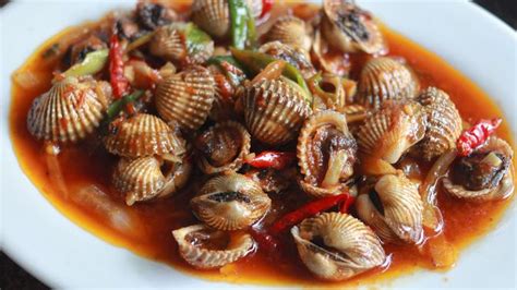 Kerang misalnya, telah menjadi salah satu makanan yang disukai masyarakat dan cukup mudah ditemukan, di warung makan sekalipun. Resep Kerang Dara Saus Padang - Lifestyle Fimela.com