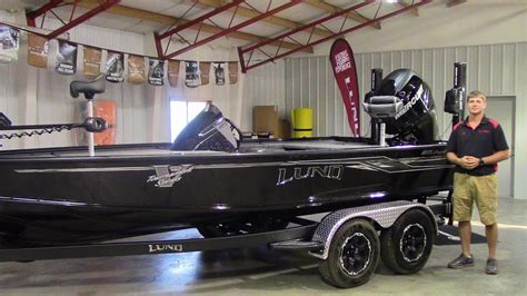 Related boats include the following models: 2018 Lund 1875 Pro-V Bass XS - YouTube