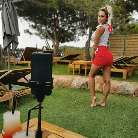 Chloé Sanchez Sur Instagram Trop Hâte De Retourner En Corse ️ Vous Avez Prévu Quoi Pour Cet