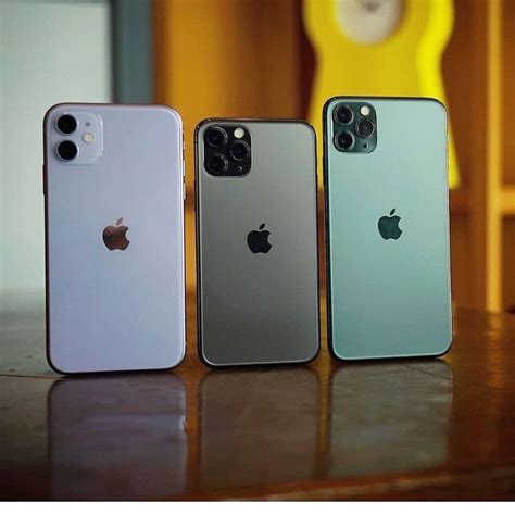 Iphone 12 Mini Size Comparison To Iphone 11 Pro Max