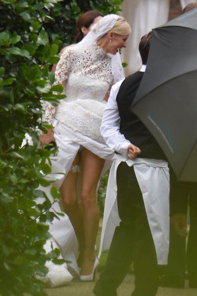 Dai un'occhiata alla nostra straordinaria selezione di abiti da sposa alla moda. Matrimoni vip: gli abiti da sposa più belli del 2015 - D ...
