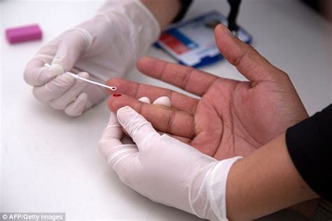 Hiv On The Rise Among Heterosexuals Daily Mail Online