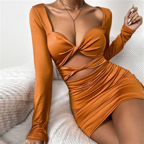 Long Sleeve Hollow Out Sexy Bodycon Dress Square Neck Ruched Party Dress Women Twist Ladies