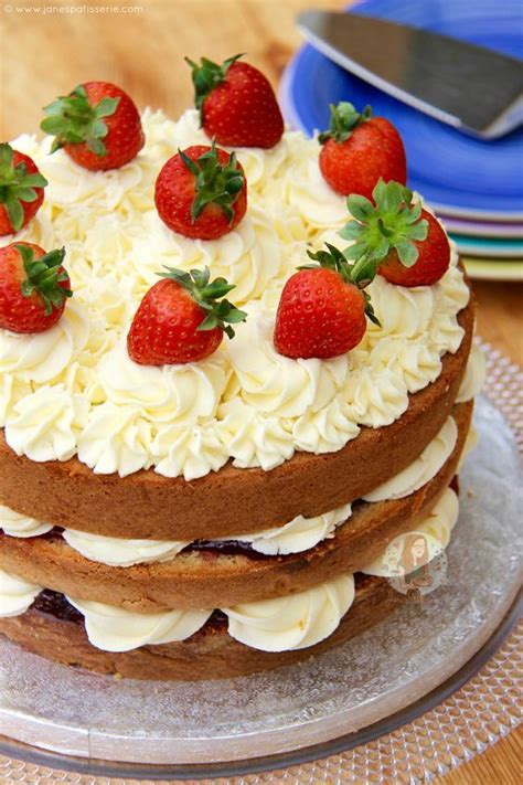 A Delicious Classic Bake A Victoria Sponge Soft And Light Cakes