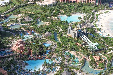 People on grand bahama and abaco in the bahamas can expect major damage, widespread power outages and a loss of most other utilities, kottlowski since there is the potential for dorian's forward speed to slow to a crawl, locations in its path including the bahamas, florida and other parts of the. Atlantis Water Park: 7 Reasons to visit Atlantis ...