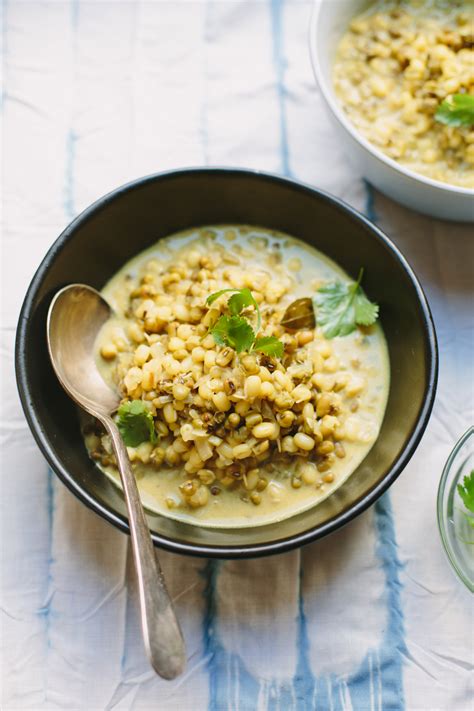 Despite proper storage, onions still manage to form green but what if your onions are sprouting? Sprouted mung bean curry (vegan) - My Darling Lemon Thyme