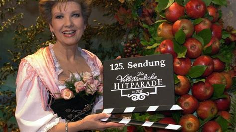 Carolin Reiber Die Grande Dame Der Volksmusik Wird 75