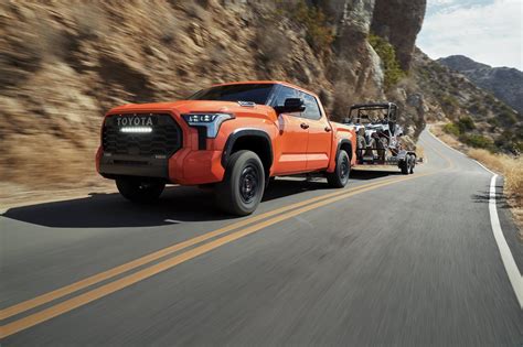 Toyota Tundra Double Cab vs CrewMax | Ira Toyota of Manchester
