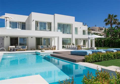 The Beach House - A 6-Room Luxury Beach Villa in Marbella | Luxury