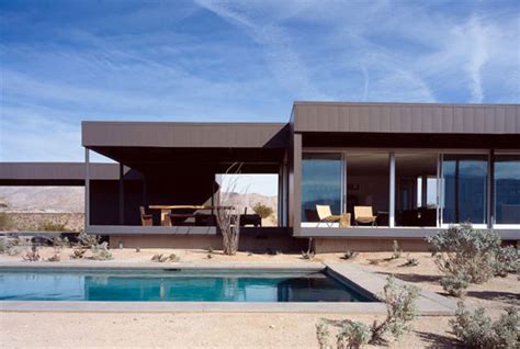 Marmol Radziners Prefabricated Desert Home For Sale