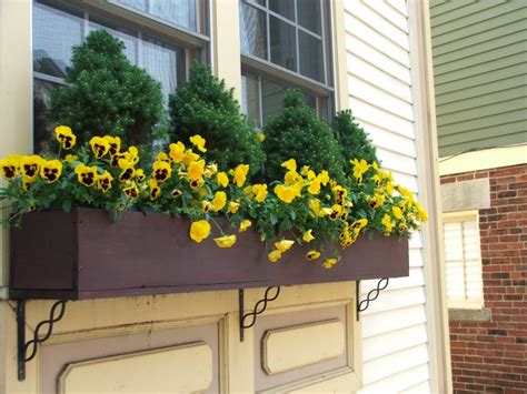 Diy vintage window flower box. 19 Irresistible Flower Box Ideas For Your Windows