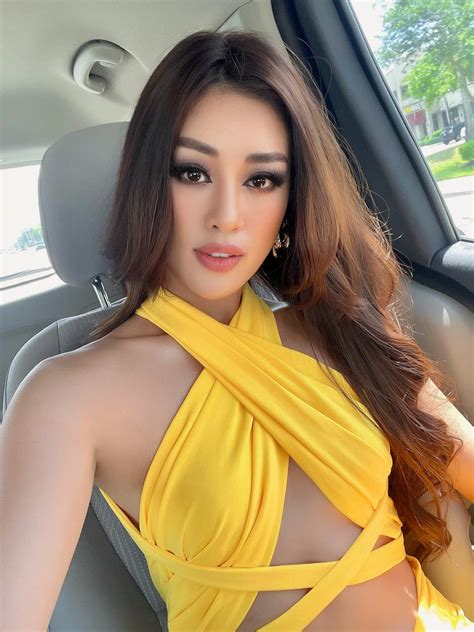 Khánh vân hướng dẫn makeup nhẹ nhàng khi đi học (trắng hồng xinh xinh) phần 1. Khánh Vân được khen vì tài trang điểm, làm tóc đỉnh như ...