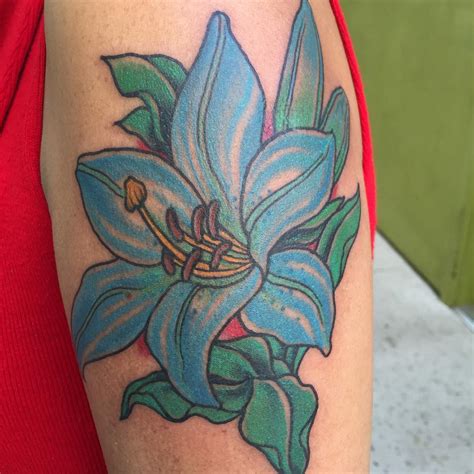 80 Lily Flower Tattoo Designs And Meaning Tenderness And Luck 2019