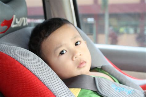 Have you found the page useful? Keluarga Rais & Asiah: Majlis Perkahwinan Nuriz dan Faizal