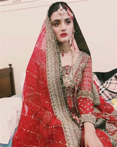 Actress Hira Mani Looking Gorgeous In Her Latest Pictures 247 News What Is Happening Around Us