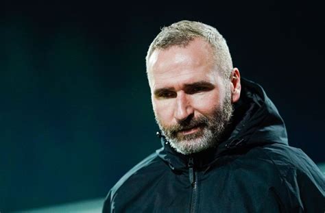 Die suche nach einem nachfolger läuft auf. Hannover 96 gegen VfB Stuttgart: Tim Walter macht sich ...