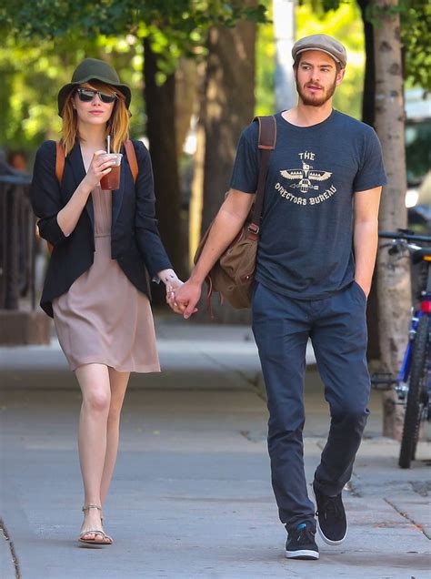 Emma Stone And Andrew Garfield Kissing In Nyc Popsugar Celebrity Photo 3