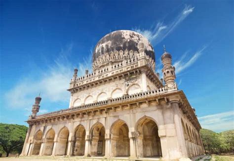 19 Hyderabad Monuments Historical Monuments In Hyderabad Treebo Blogs