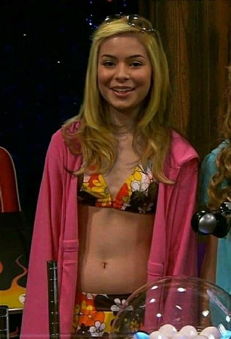 Miranda Cosgrove Icarly Bikini