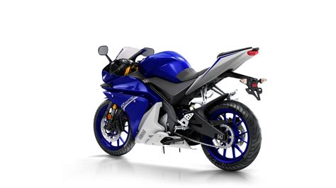 Jelikož už to došlo i ke mně a přecházím na silnější motorku, tak musí. 2017 Yamaha YZF-R125 / ABS • Ivors Motorcycles