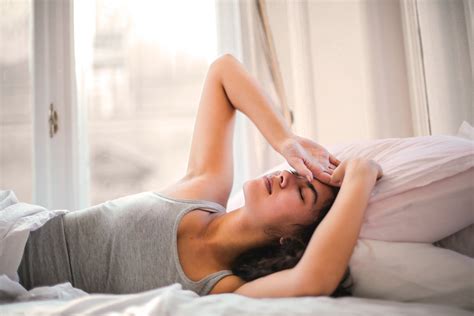 Difference Between Migraine And Tension Headache Popsugar Fitness