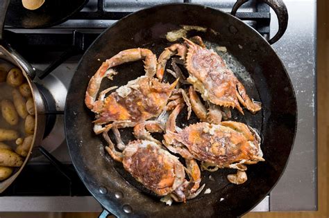 Soft Shell Crab Arrives With The Heat The New York Times