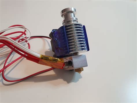 The v6 hotend can reach 300°c with the supplied thermistor. HotEnd tipo V6 - A3Dprints