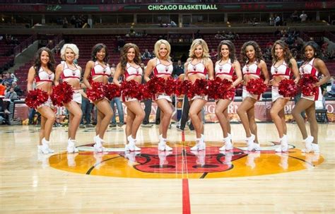 Chicago Luvabulls Nba Cheerleaders Cheerleading Da Bulls