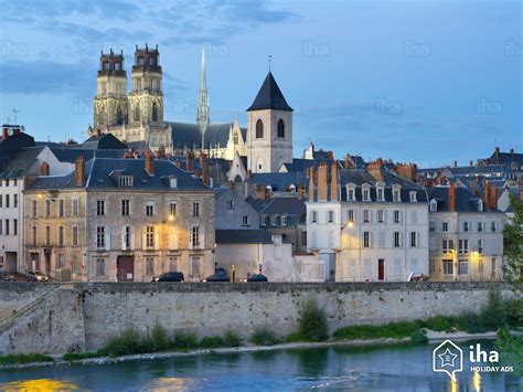 Demeure des ducs de sully, la forteresse dévoile plus de sept siècles. Location Sully sur Loire pour vos vacances avec IHA ...