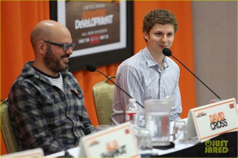 This news comes off the the comedy series arrested development debuted on fox in 2003 with an ensemble cast that includes jason bateman, will arnett, and portia de rossi as. Jason Bateman & Portia de Rossi: 'Arrested Development ...