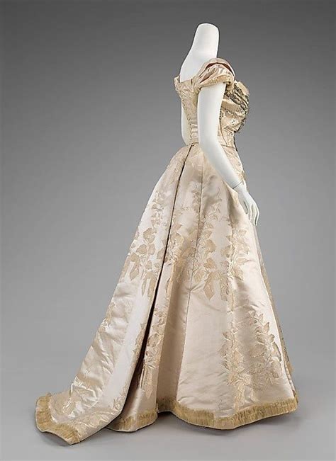 19th Century Ball Gowns 1900 Ball Gown House Of Worth French