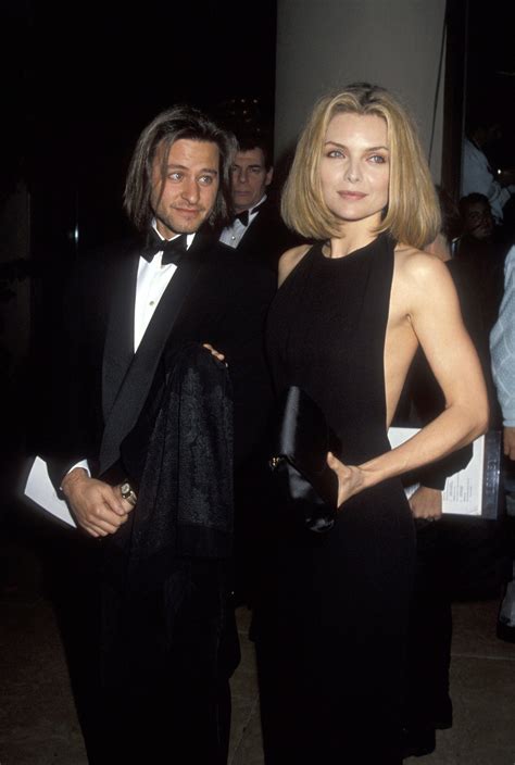 The Best Dressed 90s Couples From The Golden Globes Michelle