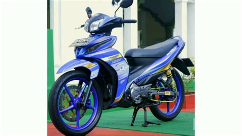 Modifikasi adalah salah satu artenatif yang bisa anda tempuh ketika sudah bosan dengan desain standar motor kamu. Modifikasi Jupiter Z1 simple terbaru 2020 - YouTube