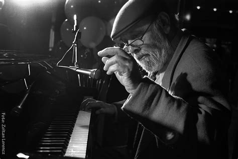 Johnny răducanu (born răducan creţu; Braileanul Johnny Raducanu Simbolul jazz-ului romanesc ...