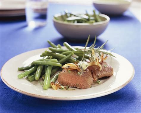 The healthiest christmas dinners around the world revealed (american diners should look away now!) dietitian christina merryfield reveals poland has the healthiest christmas meal uk only ranks above us and both countries have unhealthiest christmas dinners Here's What Thanksgiving Menus Look Like in 15 American Cities | Thanksgiving menu, Holiday ...