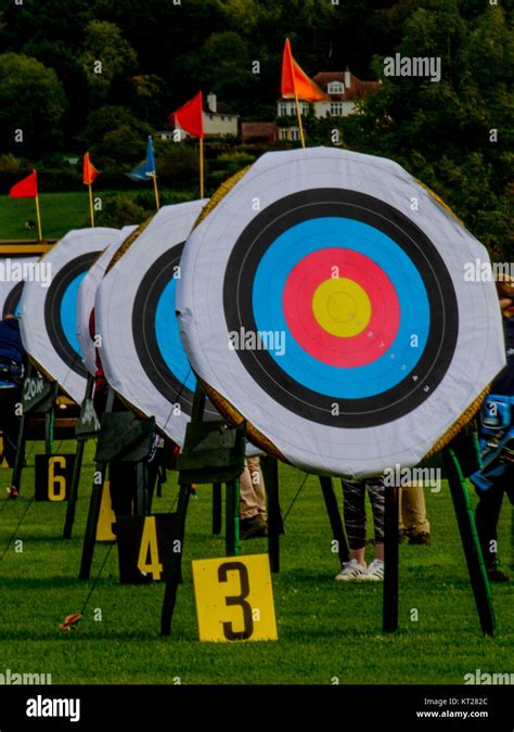 Archery Targets Stock Photo Alamy