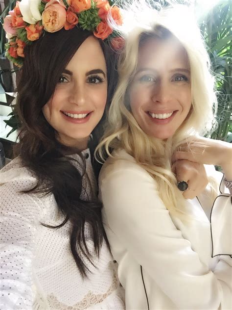 Aubrey christina plaza (born june 26, 1984) is an american actress and comedian known for her deadpan style. Flower crowns at baby shower in Beverly Hills | Lifestyle ...