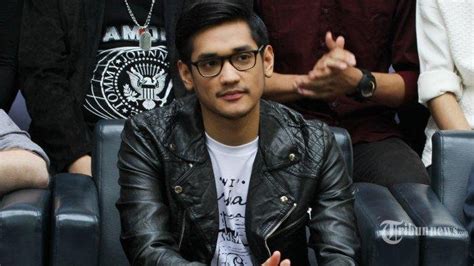 Sometime when i'm with you i just get that feeling inside sometime when i see you i can't take you out of my mind. Lirik Lagu Heaven Afgan "Every kiss, every touch Makes my ...