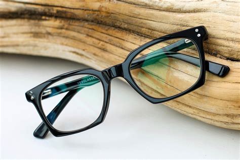 Shop Horn Rimmed Glasses Online Timeless Classic Best Selling Styles Collections Yesglasses