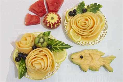 Image Result For Fruit Garnishes Food Fruit And Vegetable Carving