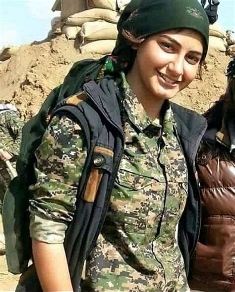 Kurdish Lioness YPJ Fighter Rojava Kurdistan Ocalan Donne Modelle