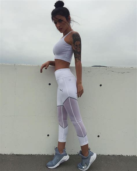 Consulta Esta Foto De Instagram De Kylieeerae • 247 Mil Me Gusta Fashion Sexy Yoga Pants