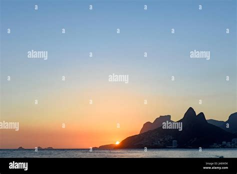 Summer Sunset At Ipanema Beach In Rio De Janeiro Stock Photo Alamy