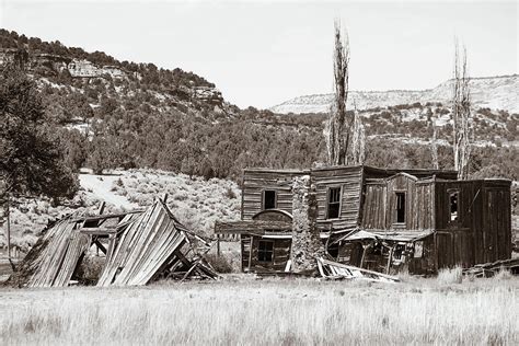 Gunsmoke Tv Series Dodge City Set In Kanab Utah Photograph By Edward Fielding Pixels